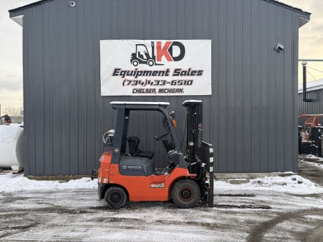 toyota-7fgu15-mast-forklift #5821